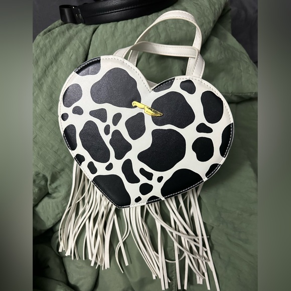 HEART COW PRINT CROSSBODY BAG - Picture 1 of 2
